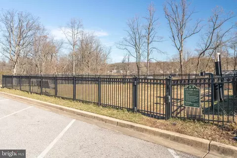 Exterior - 7691 Elmcrest Rd, Hanover, MD 21076 photo 8 of 10