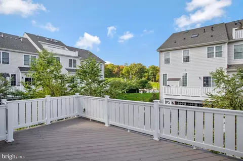Exterior - 7691 Elmcrest Rd, Hanover, MD 21076 photo 5 of 10