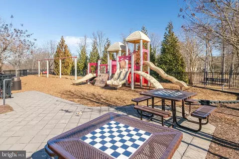 View/Area - 7691 Elmcrest Rd, Hanover, MD 21076 photo 1 of 1