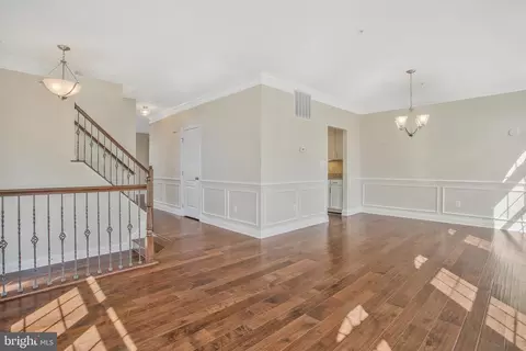 Entry Way - 7691 Elmcrest Rd, Hanover, MD 21076 photo 2 of 4