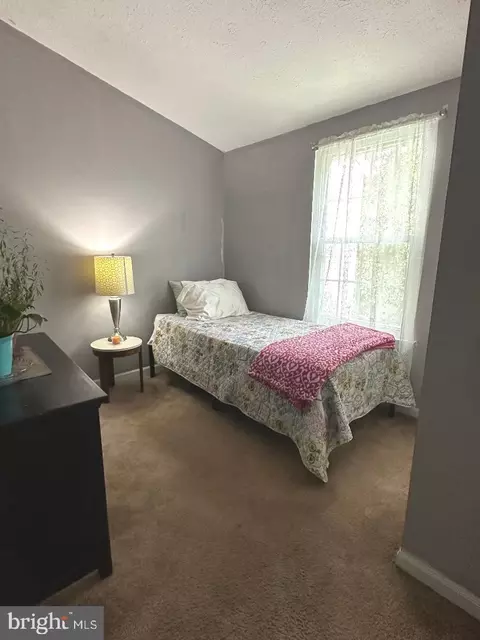 Bedroom - 1208 Seminole Dr, Arnold, MD 21012 photo 3 of 3