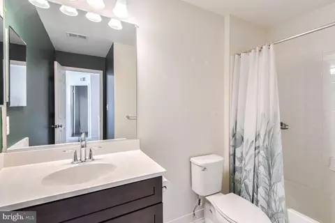 Bath - 1374 Odenton Rd, Odenton, MD 21113 photo 2 of 2