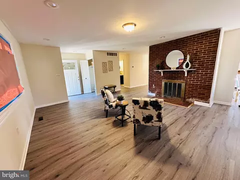 315 Marganza S, Laurel, MD 20724 photo 5