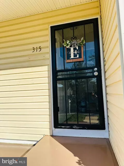 315 Marganza S, Laurel, MD 20724 photo 2