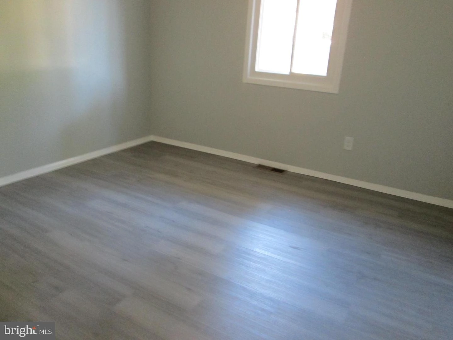 7972 Catherine Ave, Pasadena, MD 21122 photo 14