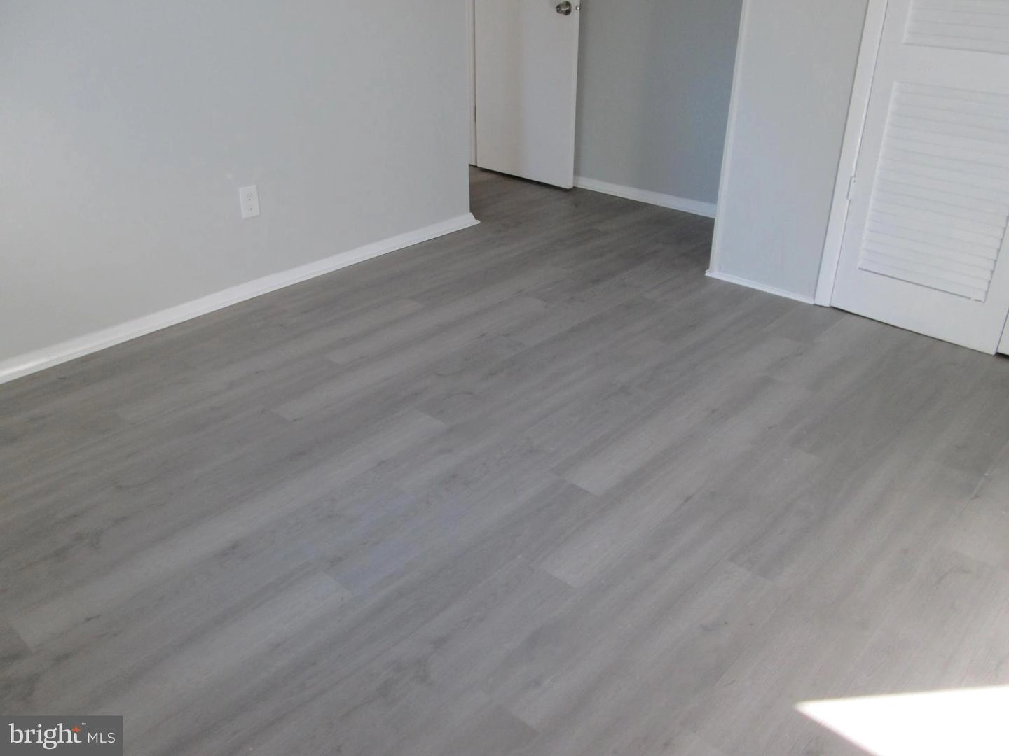 7972 Catherine Ave, Pasadena, MD 21122 photo 13