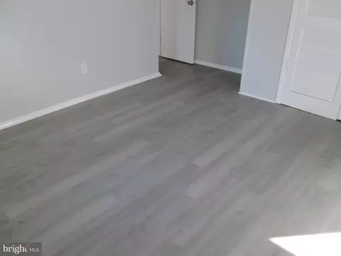 7972 Catherine Ave, Pasadena, MD 21122 photo 13