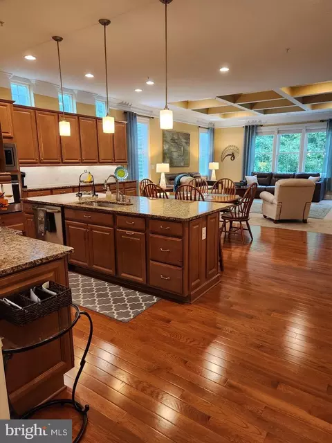 Kitchen - 3024 Levee Dr, Odenton, MD 21113 photo 6 of 10