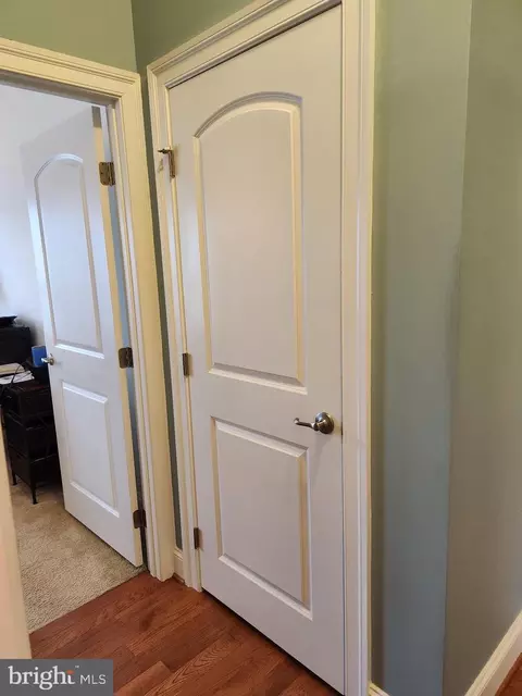 Entry Way - 3024 Levee Dr, Odenton, MD 21113 photo 11 of 17