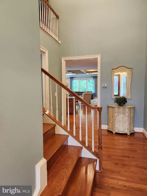 Entry Way - 3024 Levee Dr, Odenton, MD 21113 photo 4 of 17