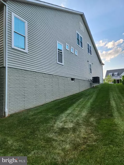 Exterior - 3024 Levee Dr, Odenton, MD 21113 photo 6 of 10