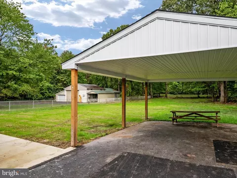 590 Pine Dr, Pasadena, MD 21122 photo 40