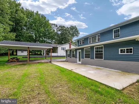590 Pine Dr, Pasadena, MD 21122 photo 44