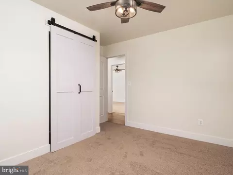 590 Pine Dr, Pasadena, MD 21122 photo 19
