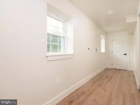 590 Pine Dr, Pasadena, MD 21122 photo 27