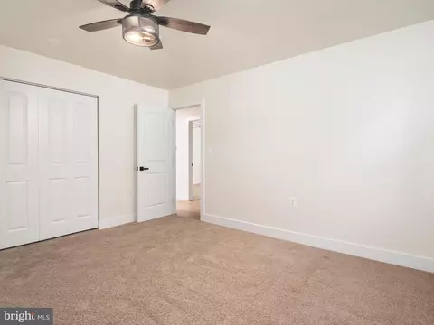 590 Pine Dr, Pasadena, MD 21122 photo 14