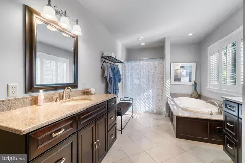 Bath - 115 Spa Dr, Annapolis, MD 21403 photo 1 of 2