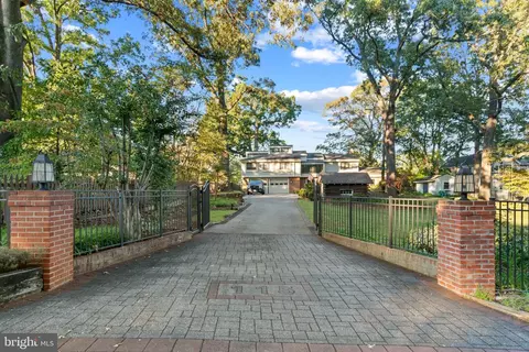 Exterior - 115 Spa Dr, Annapolis, MD 21403 photo 10 of 16