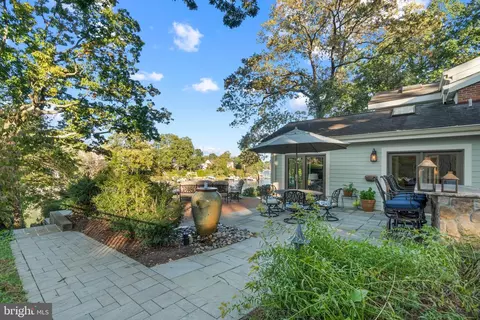 Exterior - 115 Spa Dr, Annapolis, MD 21403 photo 5 of 16