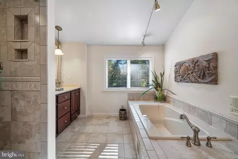 Bath - 115 Spa Dr, Annapolis, MD 21403 photo 2 of 2