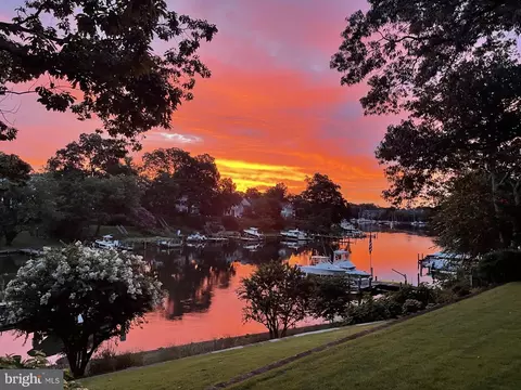 115 Spa Dr, Annapolis, MD 21403