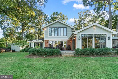 Exterior - 115 Spa Dr, Annapolis, MD 21403 photo 2 of 16
