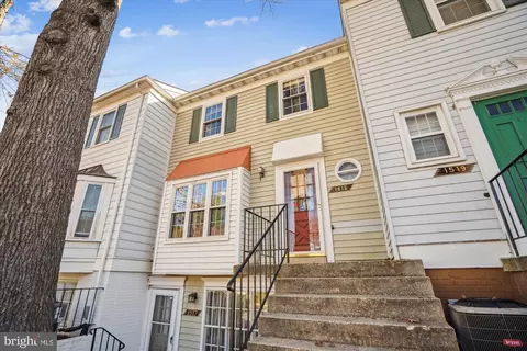 1515 Marlborough Ct, Crofton, MD 21114