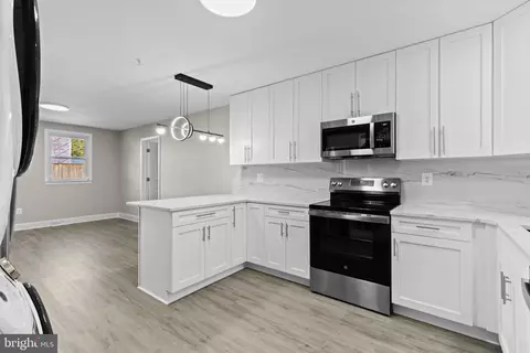 1725 Chesapeake Dr, Edgewater, MD 21037 photo 8