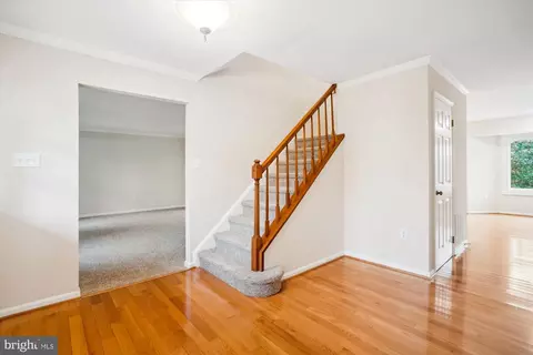 Entry Way - 342 Cottswold Pl, Riva, MD 21140 photo 2 of 5