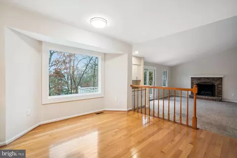 Living - 342 Cottswold Pl, Riva, MD 21140 photo 3 of 7