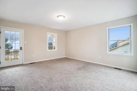 Living - 342 Cottswold Pl, Riva, MD 21140 photo 7 of 7