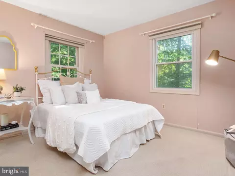 Bedroom - 1620 Comanche Rd, Arnold, MD 21012 photo 3 of 8