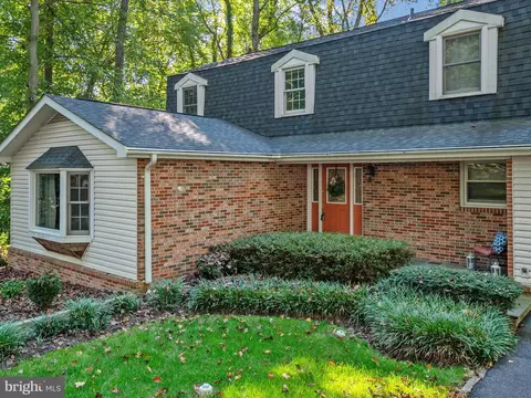 Exterior - 1620 Comanche Rd, Arnold, MD 21012 photo 4 of 10