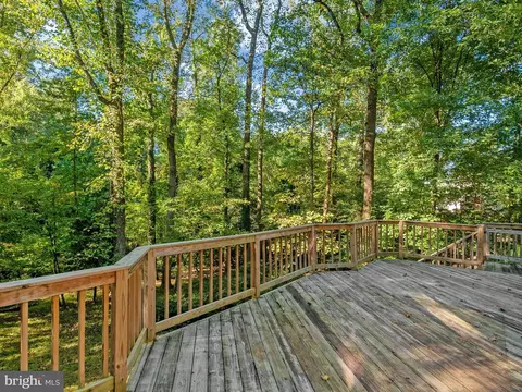 Exterior - 1620 Comanche Rd, Arnold, MD 21012 photo 6 of 10