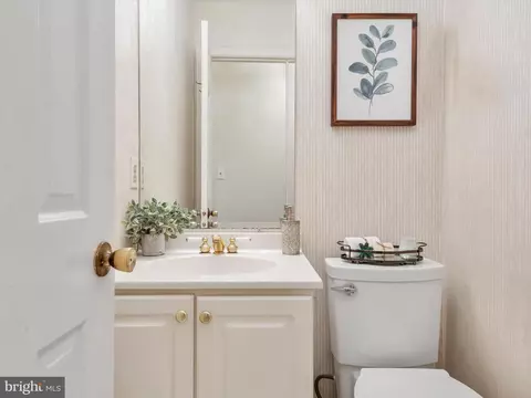 Bath - 1620 Comanche Rd, Arnold, MD 21012 photo 1 of 3