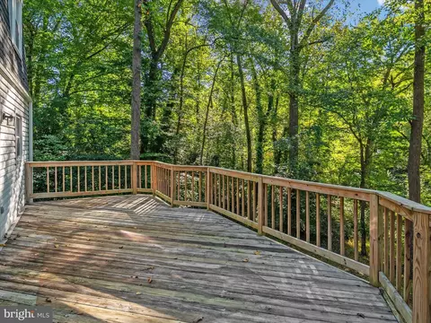 Exterior - 1620 Comanche Rd, Arnold, MD 21012 photo 7 of 10
