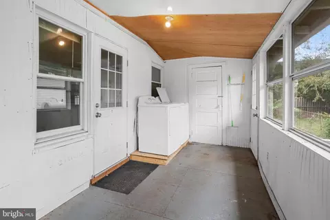 Exterior - 1196 Maple Ave, Shady Side, MD 20764 photo 5 of 10