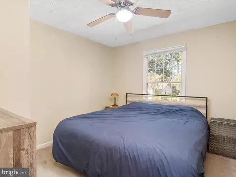 369 Metropolitan Blvd, Pasadena, MD 21122 photo 15