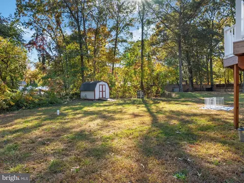 369 Metropolitan Blvd, Pasadena, MD 21122 photo 34