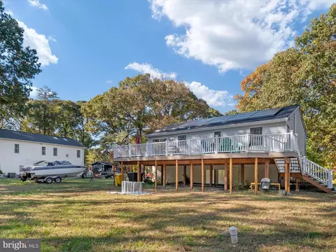 369 Metropolitan Blvd, Pasadena, MD 21122 photo 33