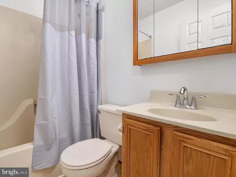 369 Metropolitan Blvd, Pasadena, MD 21122 photo 14