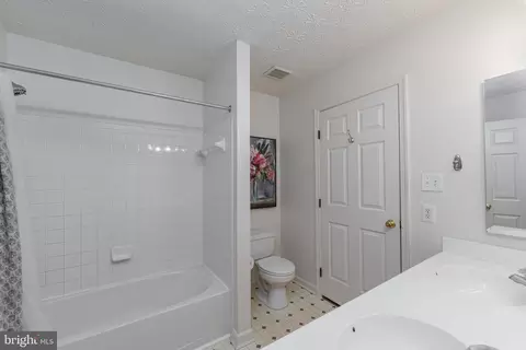 Bath - 8303 Spadderdock Way, Laurel, MD 20724 photo 2 of 4