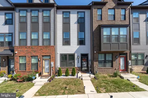 645 Lakemont Dr, Glen Burnie, MD 21060