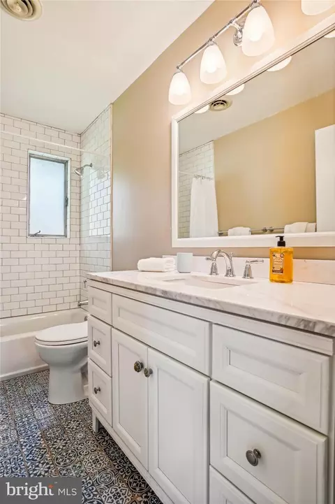 110 Green Spring Dr, Annapolis, MD 21403 photo 25