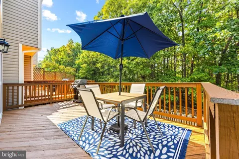 Exterior - 716 Pine Drift Dr, Odenton, MD 21113 photo 6 of 10