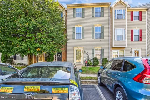 8011 Brookmead Ct, Severn, MD 21144