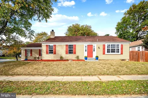 2420 Hyannis Ln, Crofton, MD 21114