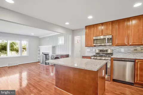Kitchen - 1 Colonial Dr, Linthicum, MD 21090 photo 3 of 3