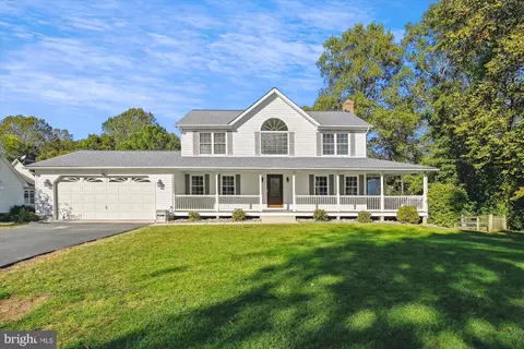 304 Highview Rd, Tracys Landing, MD 20779