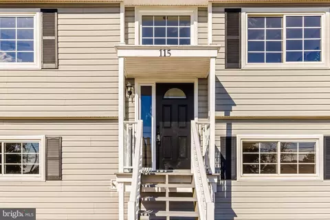 115 Bar Harbor Rd, Pasadena, MD 21122 photo 3
